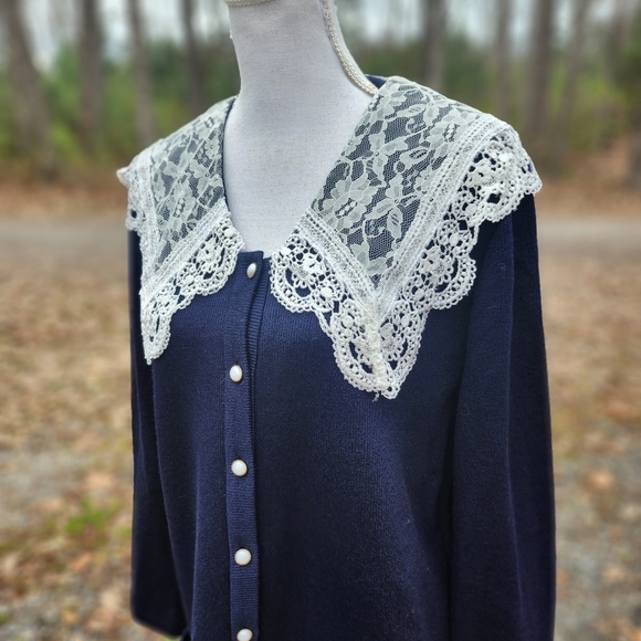 80s Vintage Lace Collard Cardigan Dress - Picture 2 of 6